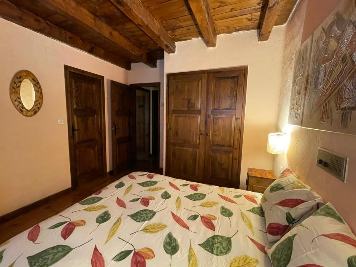 Urbanizacion Linsoles - Benasque Lägenhet Sahun Exteriör bild
