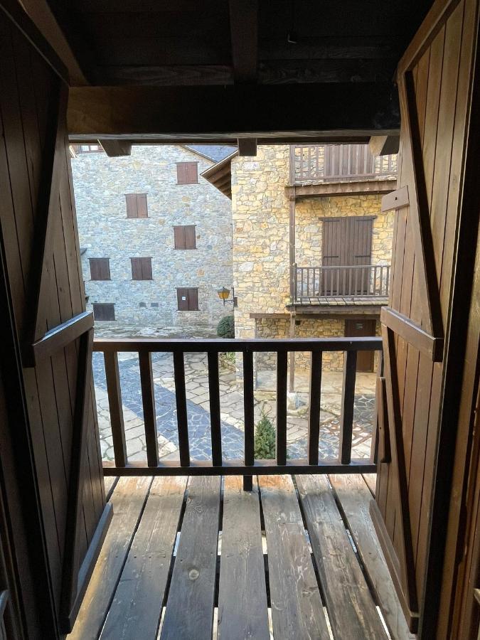Urbanizacion Linsoles - Benasque Lägenhet Sahun Exteriör bild
